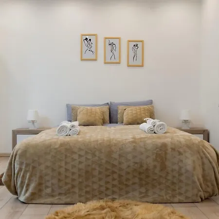 Sofi Lux * سوبوتيتْسا